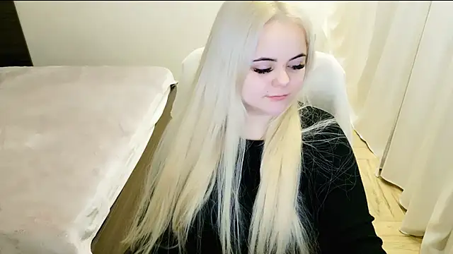 lovely-eyes online show from 23, 2, 2025