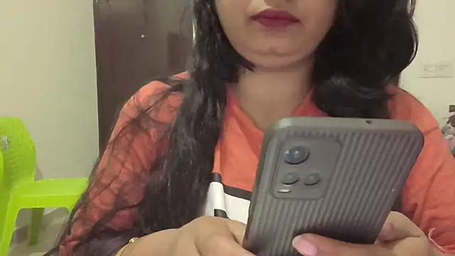 Snapshot of Gulaboo_bhabi chatting on 1, 3, 2025 Gulaboo bhabi online show from 1, 3, 2025