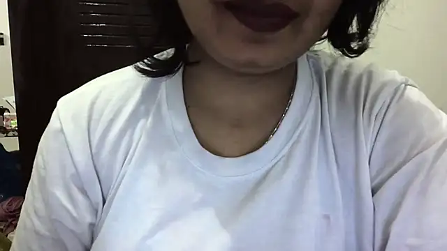 Snapshot of Gulaboo_bhabi chatting on 3, 3, 2025 Gulaboo bhabi online show from 3, 3, 2025