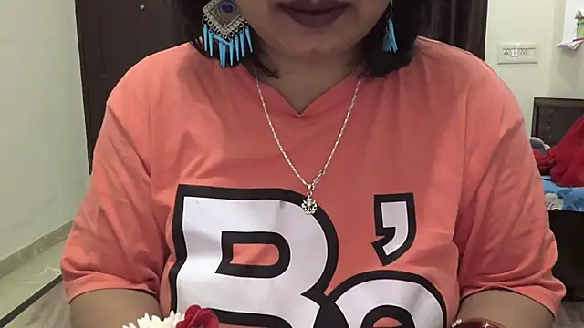 Snapshot of Gulaboo_bhabi chatting on 6, 3, 2025 Gulaboo bhabi online show from 6, 3, 2025