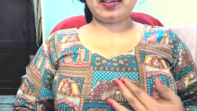 Snapshot of Gulaboo_bhabi chatting on 7, 11, 2025 Gulaboo bhabi online show from 7, 11, 2025