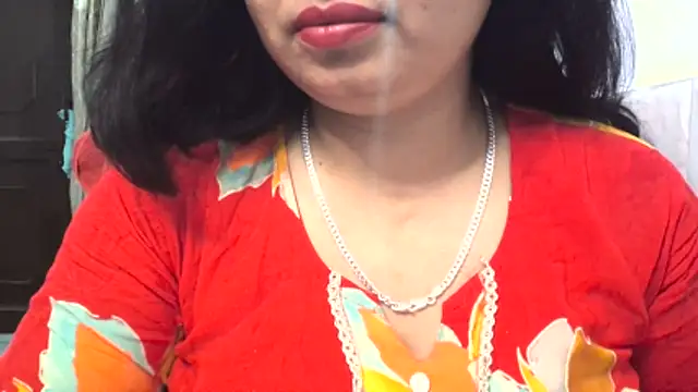 Snapshot of Gulaboo_bhabi chatting on 18, 11, 2025 Gulaboo bhabi online show from 18, 11, 2025