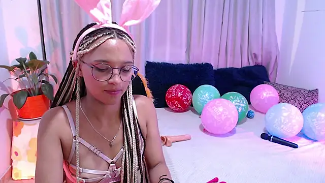 Zoe--khalL online show from 17, 12, 2024