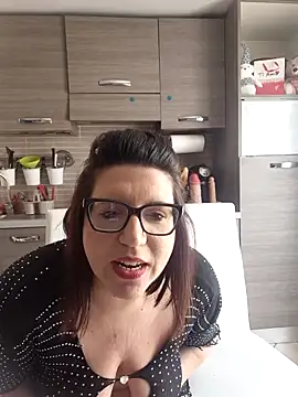 carolyne2023 online show from 15, 3, 2026