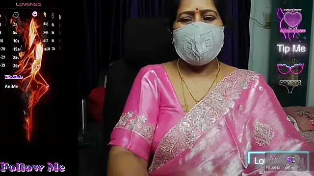 Snapshot of Rani_Darling_99 chatting on 8, 5, 2026 Rani Darling 99 online show from 8, 5, 2026