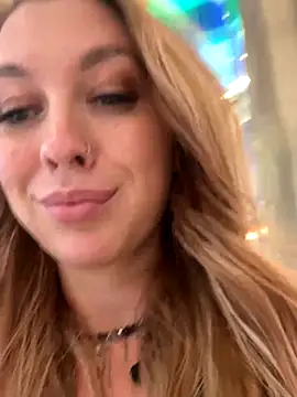 Snapshot of Sweet___Emily chatting on 3, 12, 2024 Sweet Emily online show from 3, 12, 2024