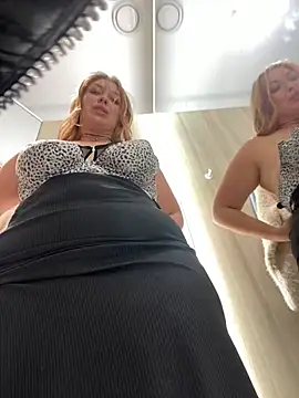 Snapshot of Sweet___Emily chatting on 15, 12, 2024 Sweet Emily online show from 15, 12, 2024