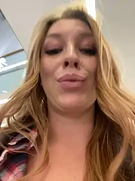 Snapshot of Sweet___Emily chatting on 7, 1, 2025 Sweet Emily online show from 7, 1, 2025