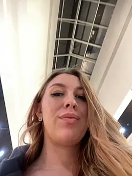 Snapshot of Sweet___Emily chatting on 31, 1, 2025 Sweet Emily online show from 31, 1, 2025