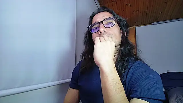 Snapshot of RustyGray chatting on 28, 2, 2025 RustyGray online show from 28, 2, 2025