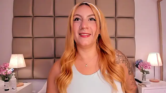 Emily robertss online show from 2, 2, 2025