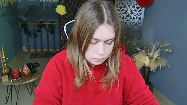 FioraMarmoris online show from 9, 3, 2025