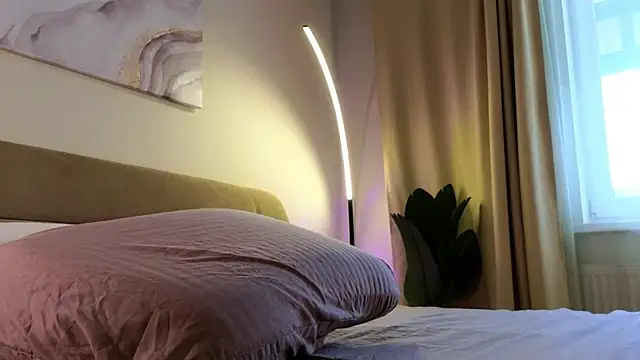 Eva Natsumi online show from 26, 2, 2025