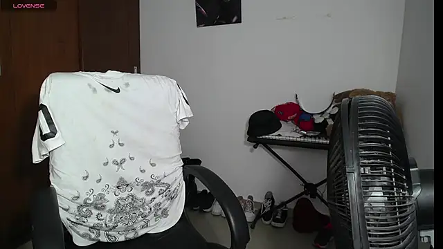 Snapshot of venelope1 chatting on 27, 2, 2025 venelope1 online show from 27, 2, 2025