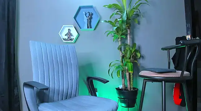 Damian 022 online show from 21, 2, 2025