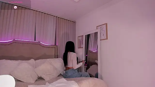 Bella ev online show from 2, 4, 2026