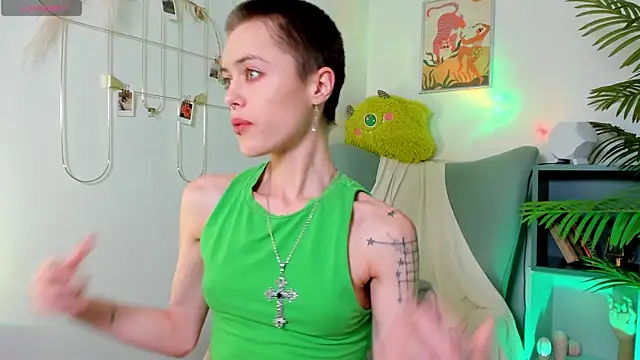 PamelaYong online show from 1, 2, 2025