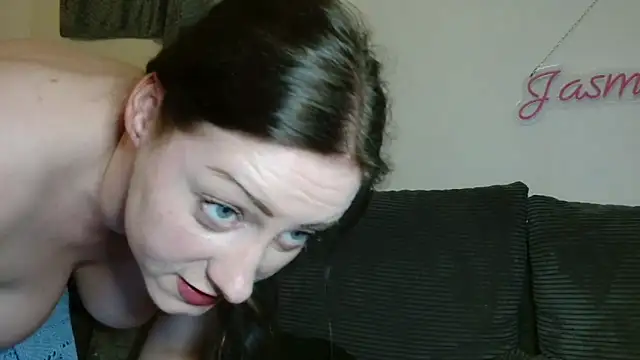 Jasmin-White online show from 12, 3, 2026