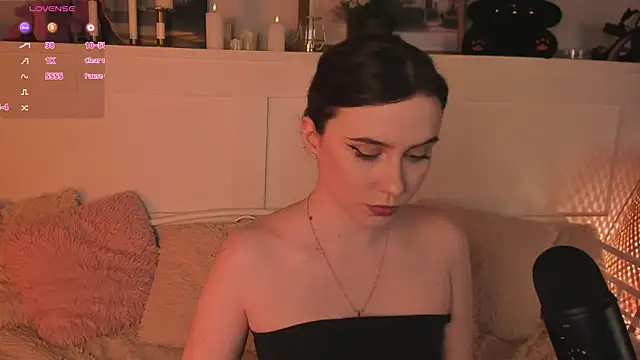 Snapshot of UnaMedison chatting on 16, 4, 2026 UnaMedison online show from 16, 4, 2026