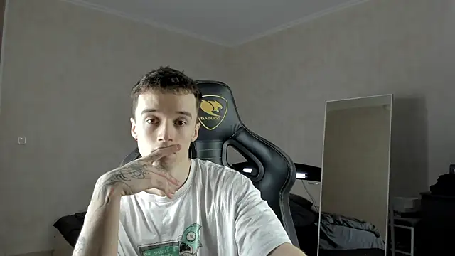 MasonWarholl online show from 4, 3, 2025