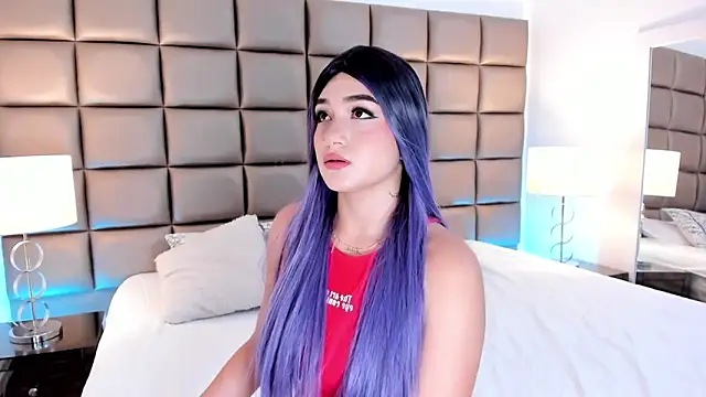 AnnyHizzle online show from 10, 3, 2025