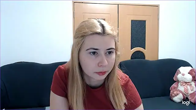 VioletaFlower7 online show from 19, 2, 2025