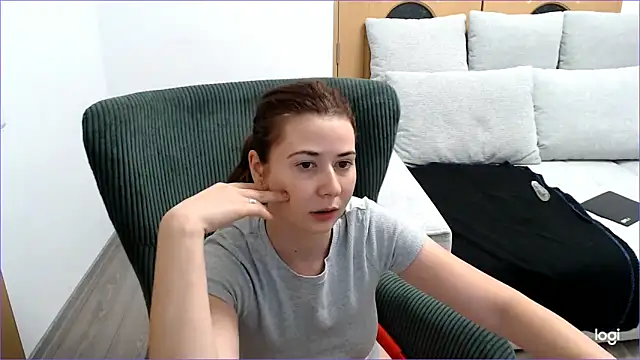 VioletaFlower7 online show from 14, 9, 2025