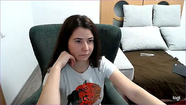 VioletaFlower7 online show from 12, 11, 2025