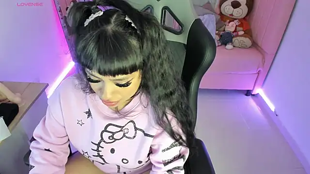 zoesullivan online show from 1, 2, 2025