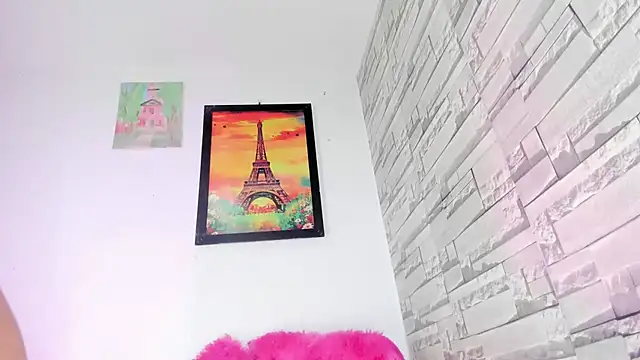 MiaKirshner online show from 21, 3, 2025