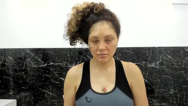 Snapshot of Juliabadlee chatting on 8, 2, 2025 Juliabadlee online show from 8, 2, 2025