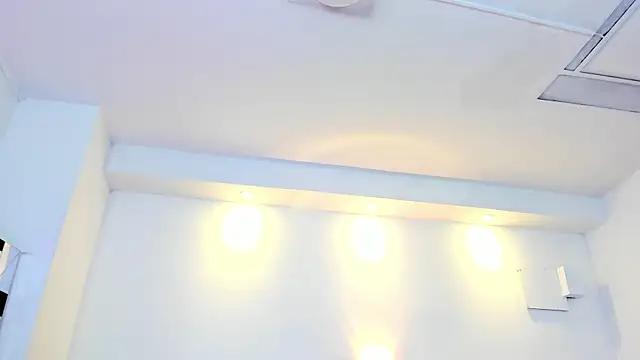 Snapshot of Juliabadlee chatting on 21, 3, 2025 Juliabadlee online show from 21, 3, 2025