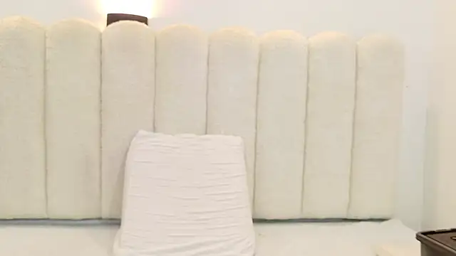 Snapshot of Juliabadlee chatting on 26, 9, 2025 Juliabadlee online show from 26, 9, 2025