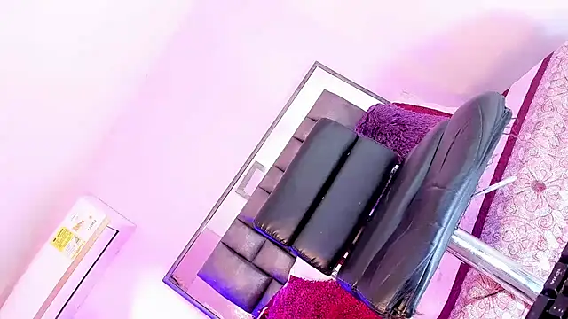 ShantalGirs online show from 12, 2, 2025