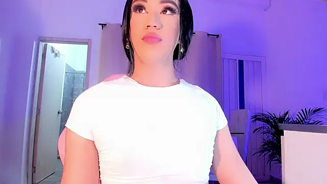 ShantalGirs online show from 2, 3, 2025