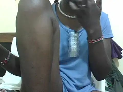 Snapshot of petite_12 chatting on 13, 1, 2025 petite 12 online show from 13, 1, 2025