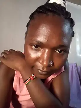 Snapshot of petite_12 chatting on 21, 1, 2025 petite 12 online show from 21, 1, 2025