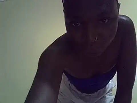 Snapshot of petite_12 chatting on 3, 3, 2025 petite 12 online show from 3, 3, 2025