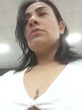 Snapshot of XGabrielaXX chatting on 4, 1, 2025 XGabrielaXX online show from 4, 1, 2025