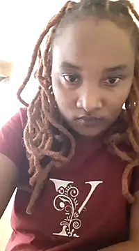 StacyGee24 online show from 1, 2, 2025