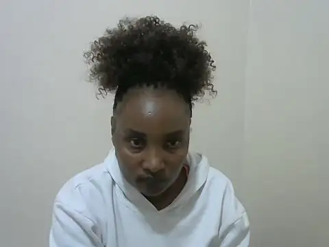 StacyGee24 online show from 4, 10, 2025