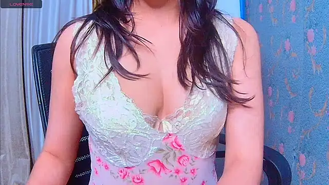 Aashika-Kaur online show from 8, 12, 2024