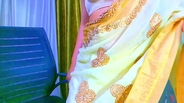 Aashika-Kaur online show from 8, 3, 2025