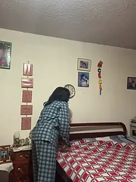 FernandaOrtegaaa online show from 1, 1, 2025