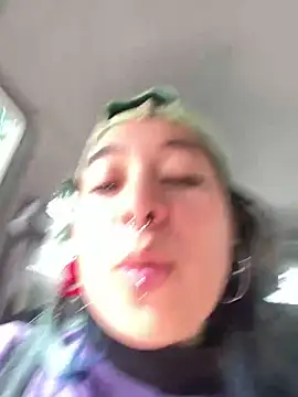 FernandaOrtegaaa online show from 2, 1, 2025