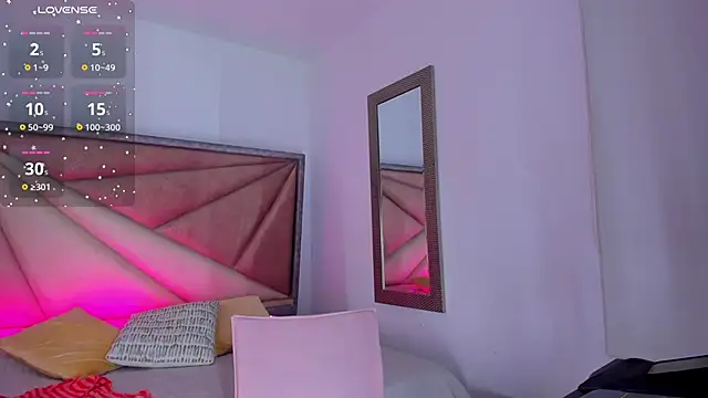 BarbaraKnox  online show from 9, 9, 2025