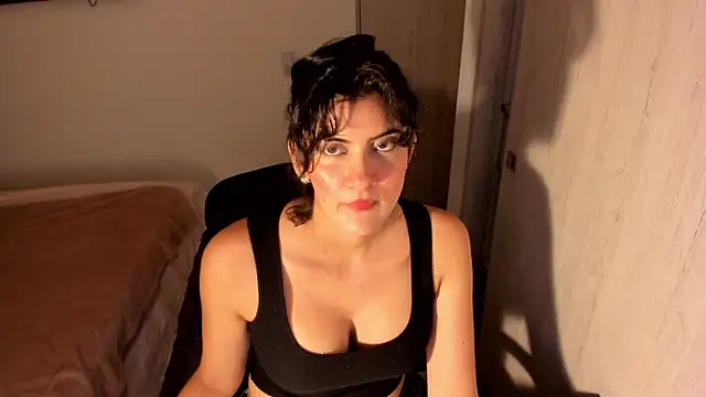 Snapshot of misstoya chatting on 20, 7, 2026 misstoya online show from 20, 7, 2026