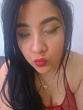 Snapshot of bigboobsrose1 chatting on 9, 6, 2026 bigboobsrose1 online show from 9, 6, 2026