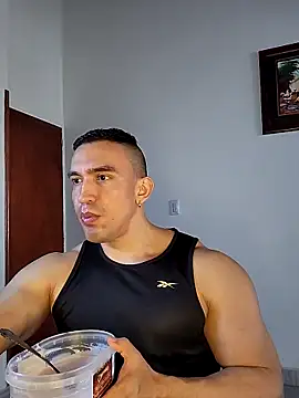 Snapshot of jhay-crux chatting on 8, 3, 2025 jhay-crux online show from 8, 3, 2025