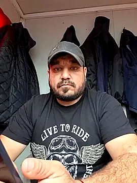 Futacisu online show from 9, 11, 2025